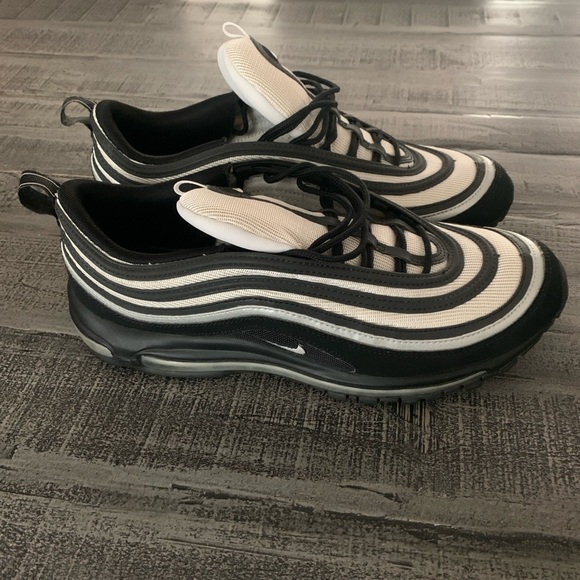 Nike Air Max 97, Black White Silver Shoes, Like New Size 12 Black TerryCloth - Picture 3 of 6